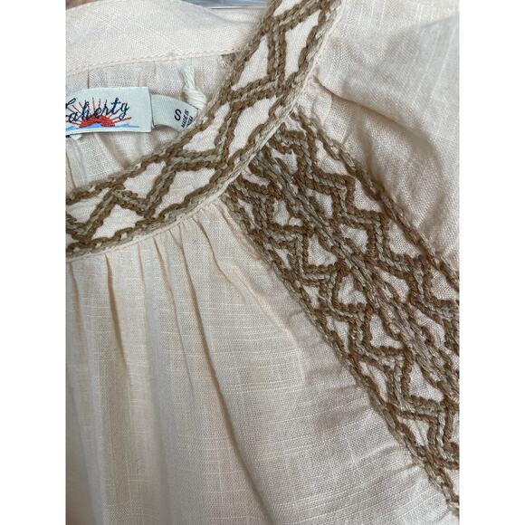 NEW FAHERTY Arles Embroidered Blouse Blush - Neutral S - Picture 4 of 9